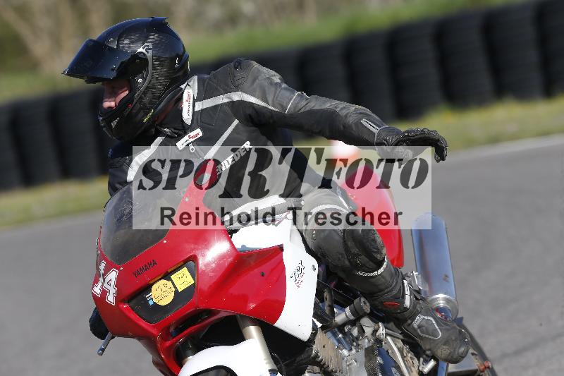 Archiv-2025/03 04.04.2025 TZ Motorsport ADR/Gruppe gelb/14